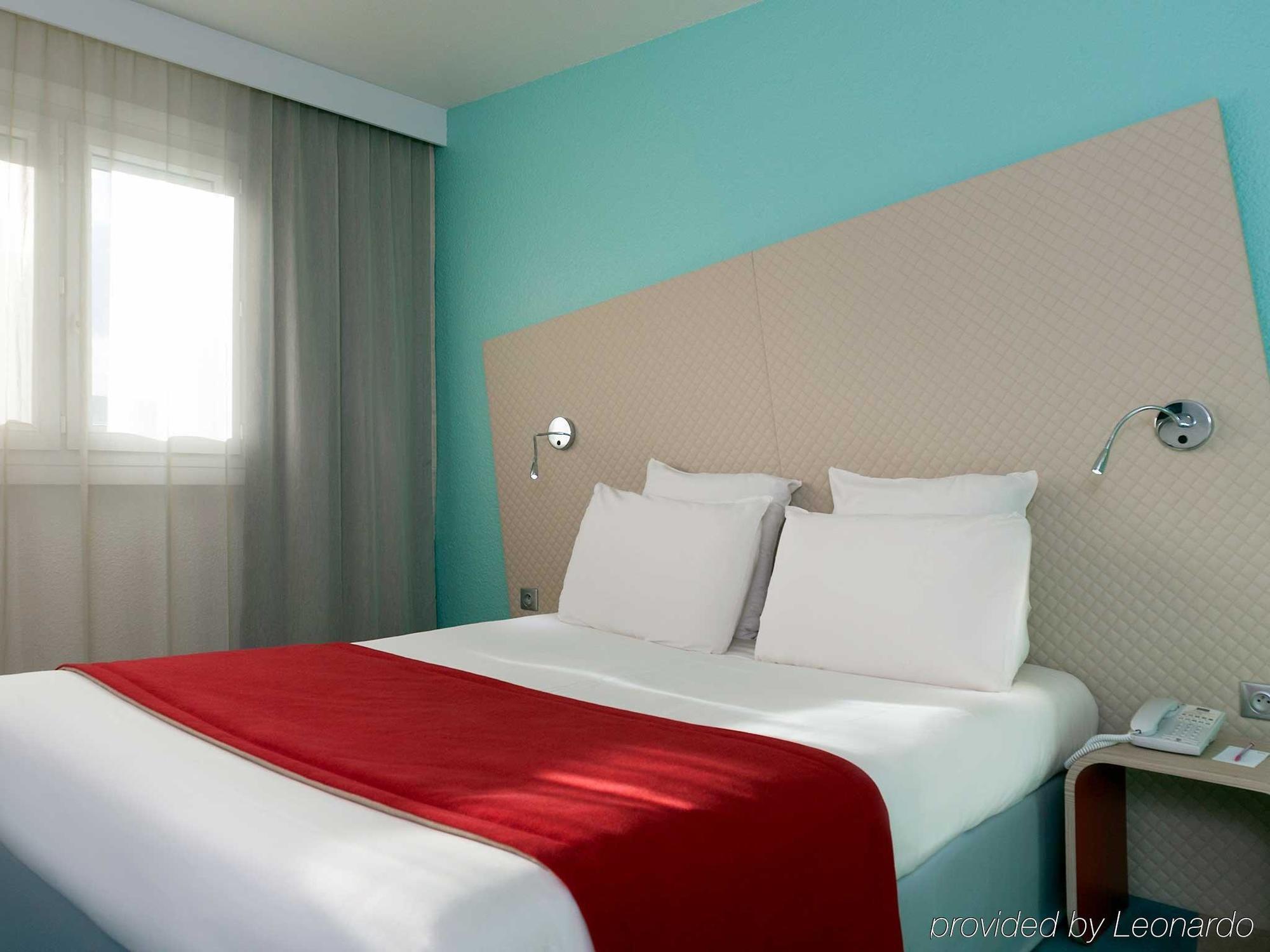 Mercure Paris Le Bourget Aeroport Le Blanc-Mesnil Exteriör bild