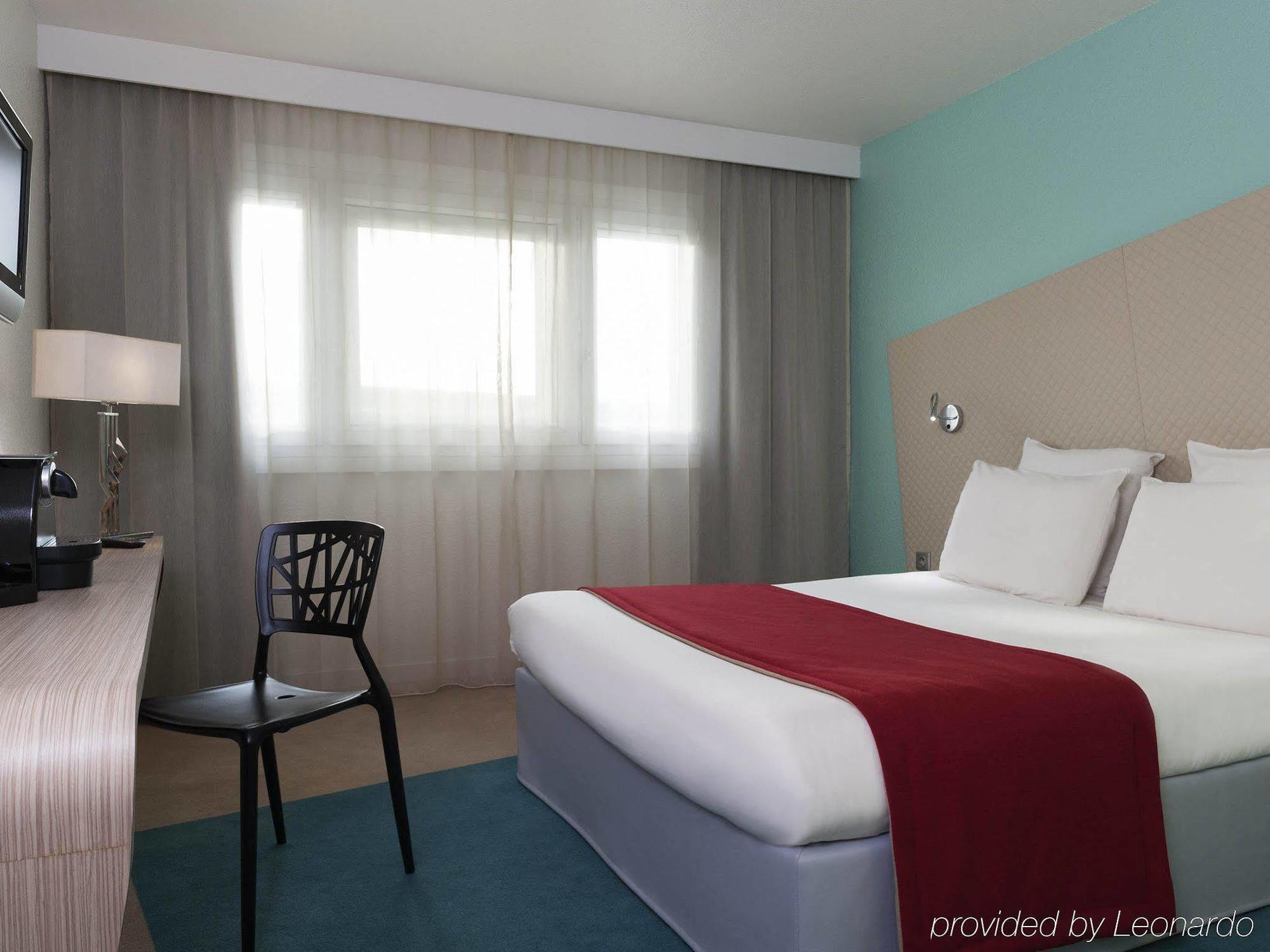 Mercure Paris Le Bourget Aeroport Le Blanc-Mesnil Exteriör bild