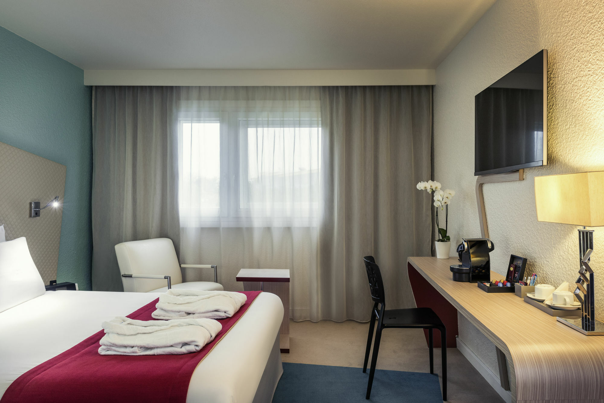 Mercure Paris Le Bourget Aeroport Le Blanc-Mesnil Exteriör bild